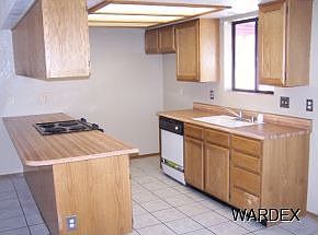 2nd image of 1601 Villa Ln