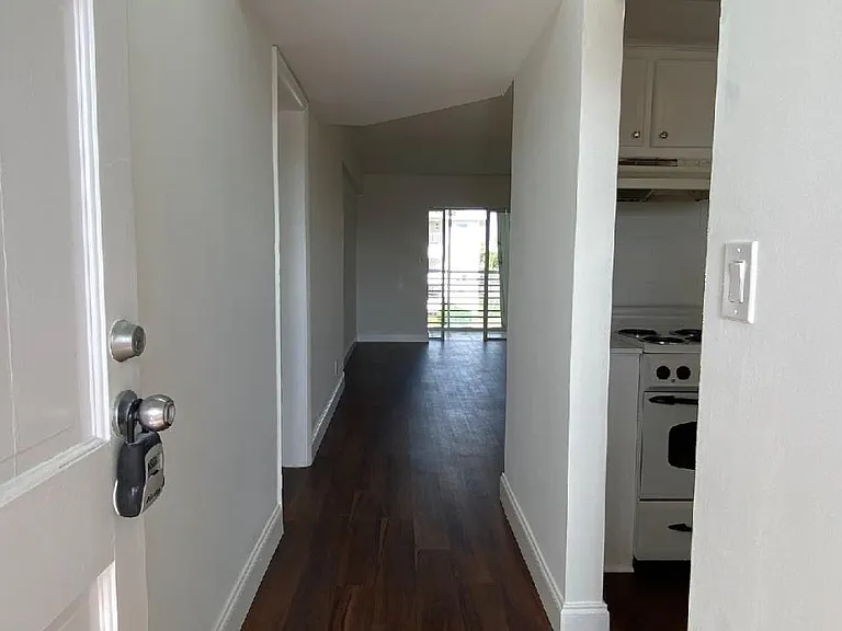 2640 S Garden Dr #301 — Photo 9