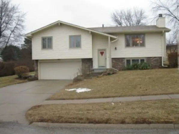 1204 N 14th St, Nebraska City, NE 68410