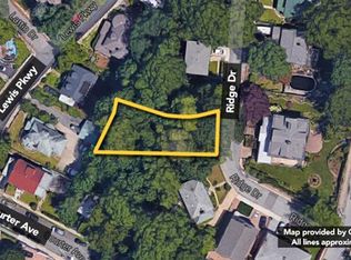 115 Ridge Dr, Yonkers, NY 10705