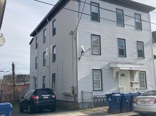 1430 Pleasant St #1E, New Bedford, MA 02740