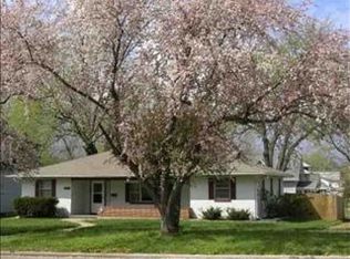 301 SW Elmwood Ave, Topeka, KS 66606