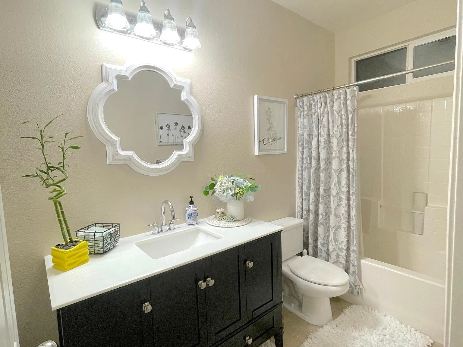 3 bed, 2487 sqft, $3,500 — Photo 3