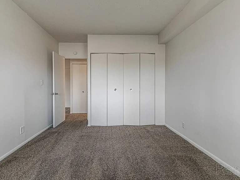 1 Bedroom - Bedroom