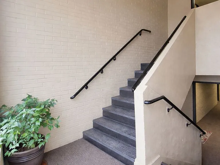 Updated Littleton Apartment with Amenities! Emerald Point — Photo 7