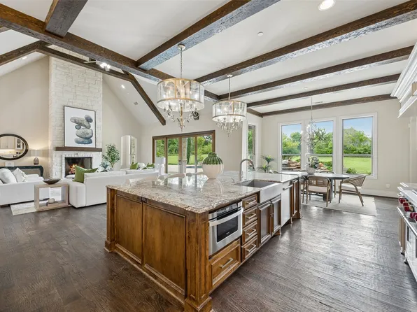 1209 Saint Emilion Ct, Southlake, TX 76092