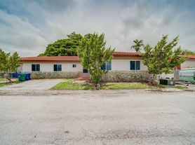 14708 NE 7th Ave, Miami, FL