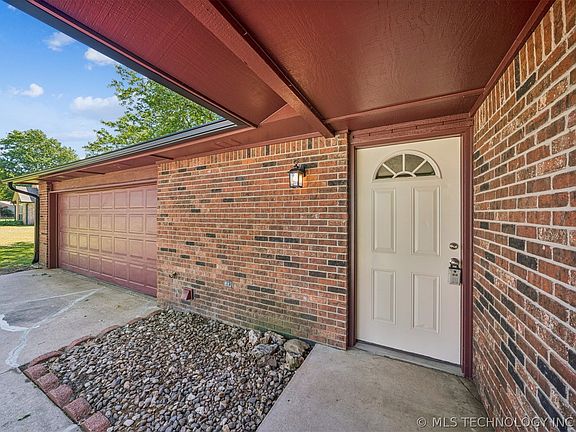 5th image of 9272 E Misty Dr