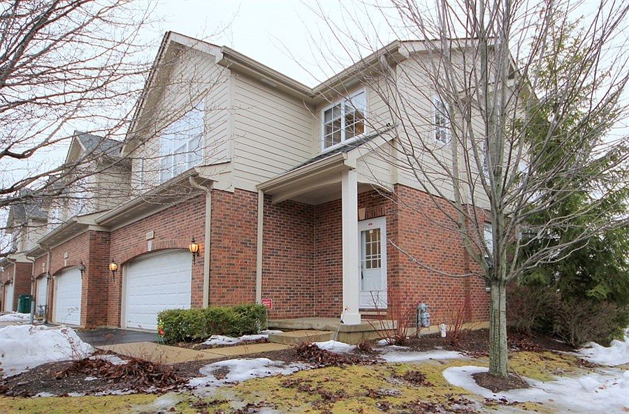 1st image of 356 W Pointe Dr