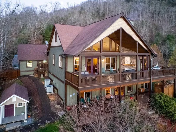 285 Mountain Sky Dr, Cullowhee, NC 28723