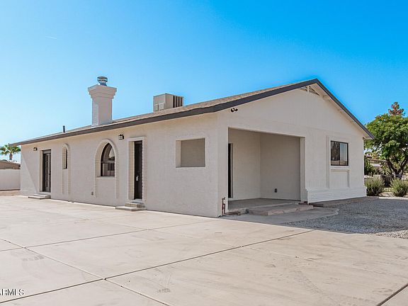 3rd image of 12833 W LUNDBERG Street