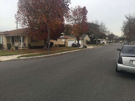 3rd image of 3222 Hardwick St