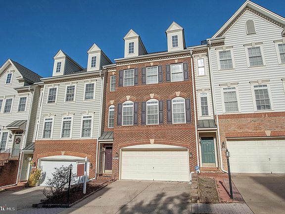 2nd image of 9663 Potters Hill Cir