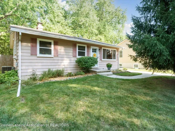 454 N Barnes St, Mason, MI 48854