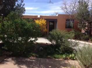 106 E Coronado Rd, Santa Fe, NM 87505