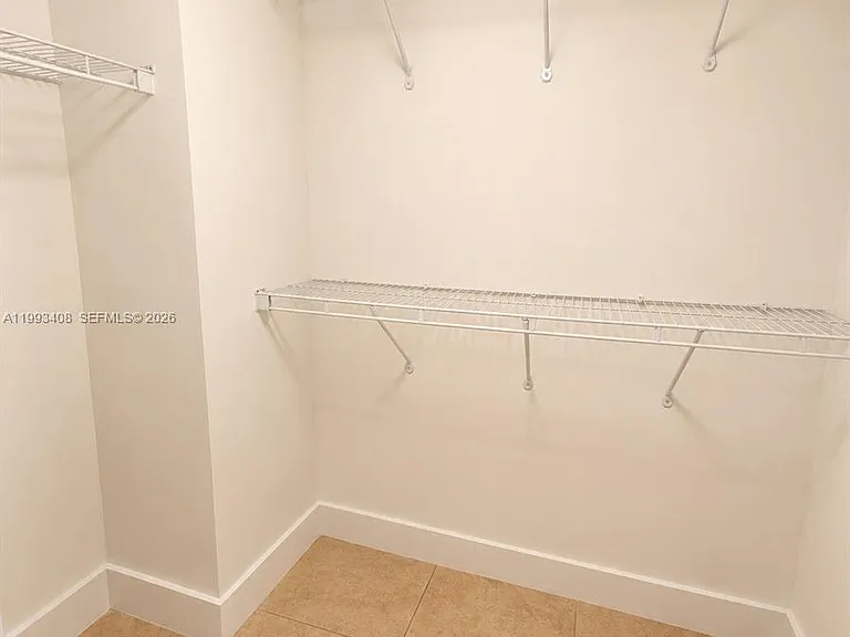 41 SE 5th St #903 — Photo 10