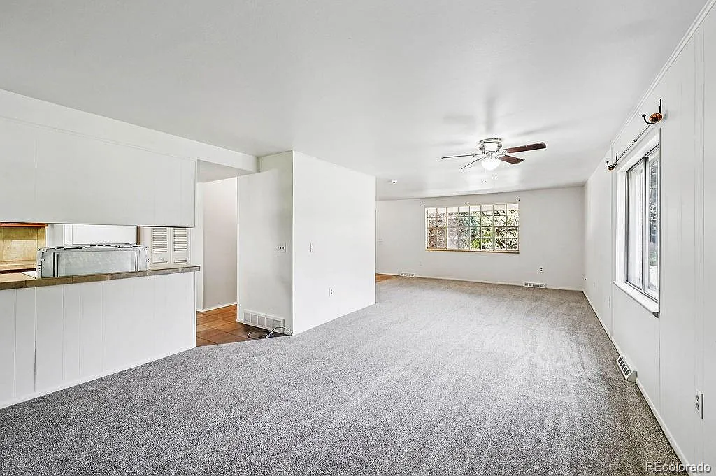 2 bed, 2.5 bath, 1424 sqft, $2,500 — Photo 4