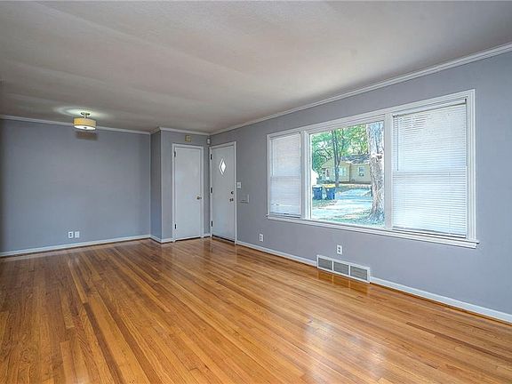 5th image of 8232 Jarboe St