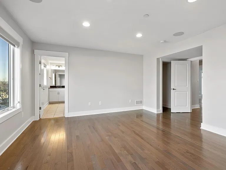 114 Reizenstein Way — Photo 15