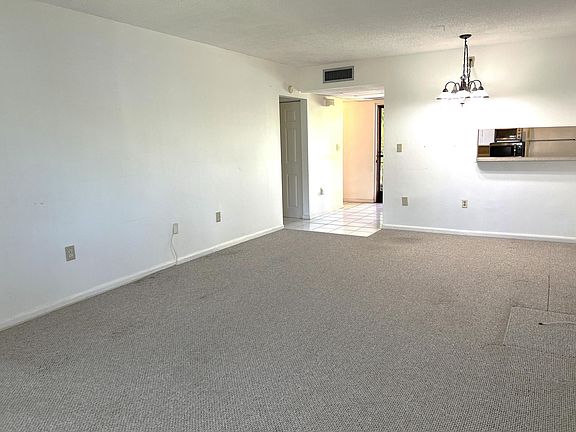 2nd image of 812 SW 9th Street Circle #103