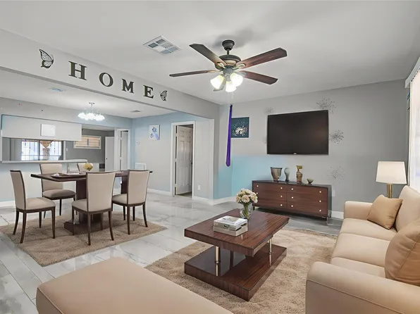 905 Bank Dr, Galena Park, TX 77547