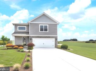 9962 Roulette Dr, Hagerstown, MD 21740