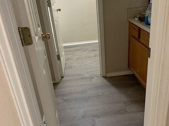 5th image of 2843 Southampton Way APT A