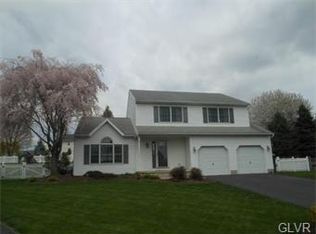 127 3rd St, Nazareth, PA 18064