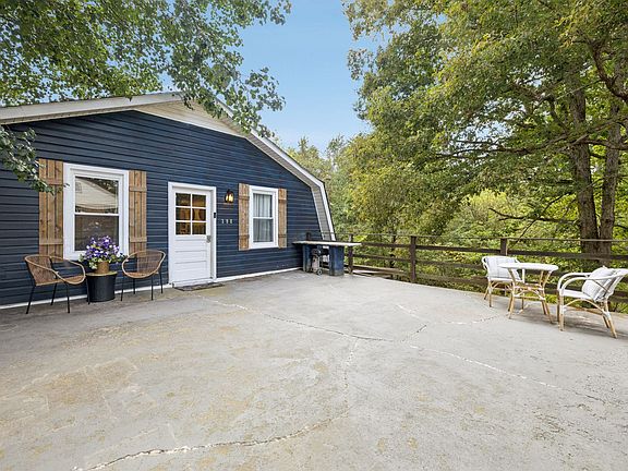 5th image of 398 Frontier Ln