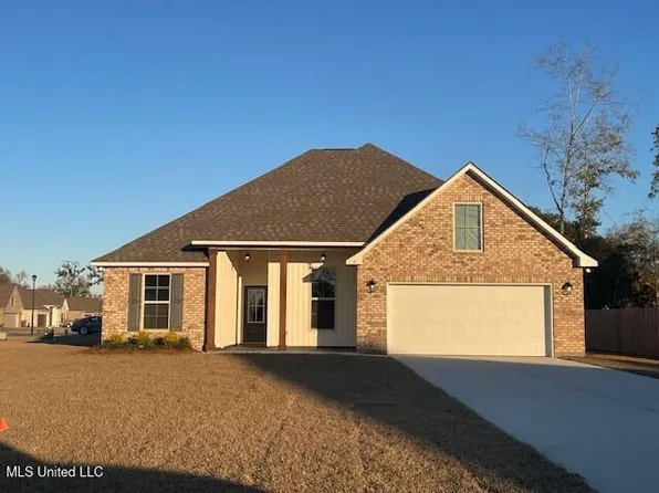 6 Gant Ln, Long Beach, MS 39560