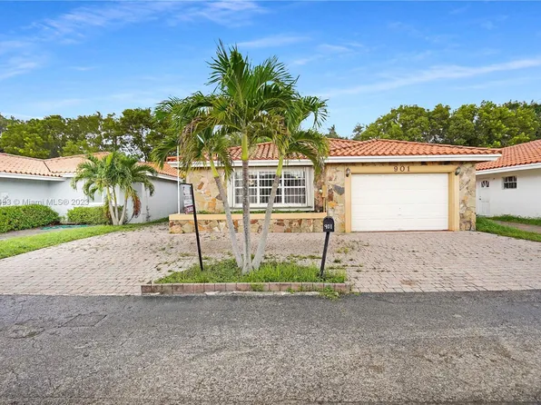 901 SW 136th Pl, Miami, FL 33184