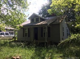 1023 Old Charlotte Rd, Statesville, NC 28677