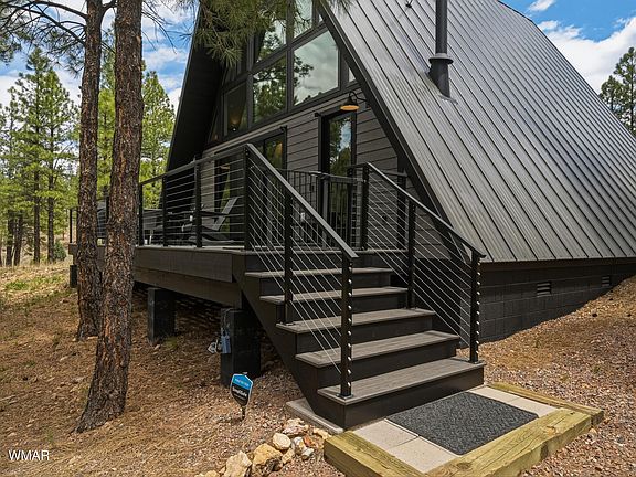 2nd image of 4596 Cree Cir