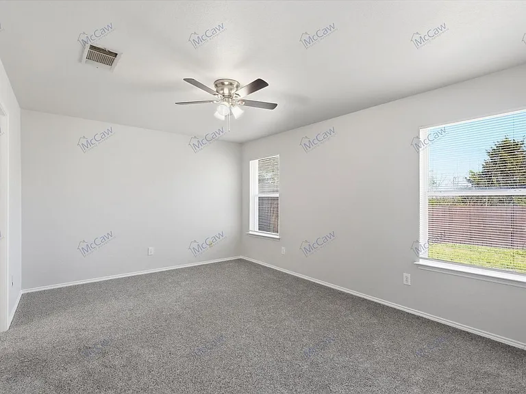 412 Pin Oak Ln — Photo 12