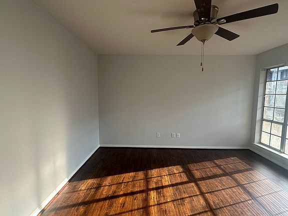 5th image of 5343 Richmond Ave #4