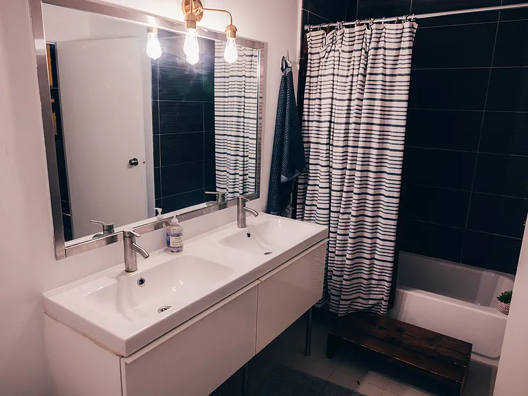 Newberry Lofts — Photo 43