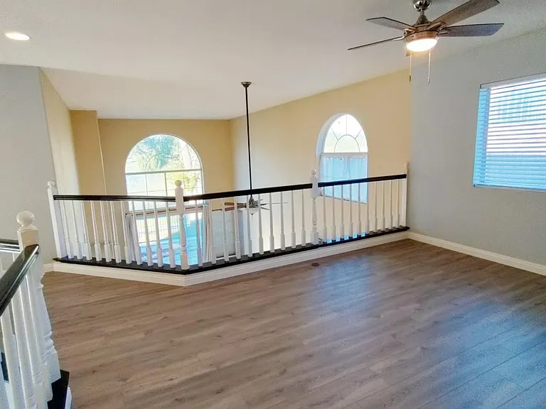 28414 Champions Dr — Photo 19