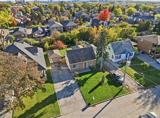 109 Glen Long Ave, Toronto, ON M6B 2M4