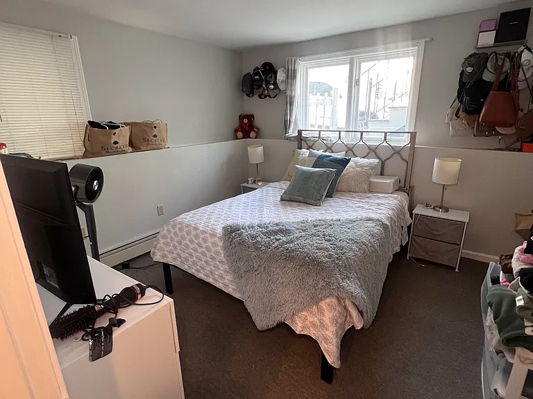 32 Woodward St #2 — Photo 15