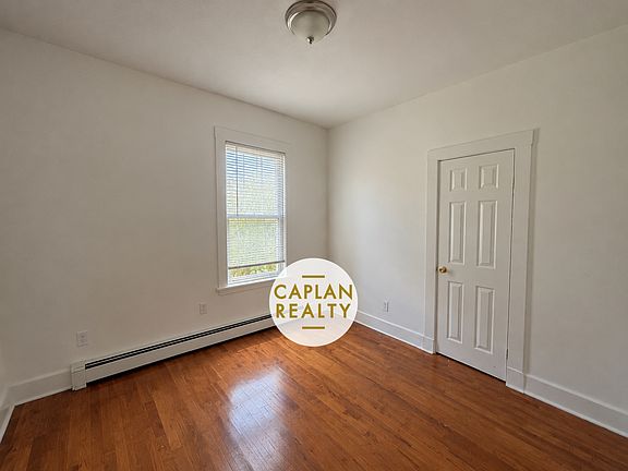 3rd image of 27 Elliott St #1F