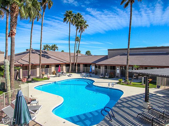 2nd image of 8401 S Kolb Rd #425