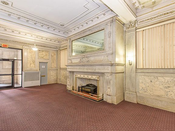 2nd image of 2672 Kennedy Blvd #503
