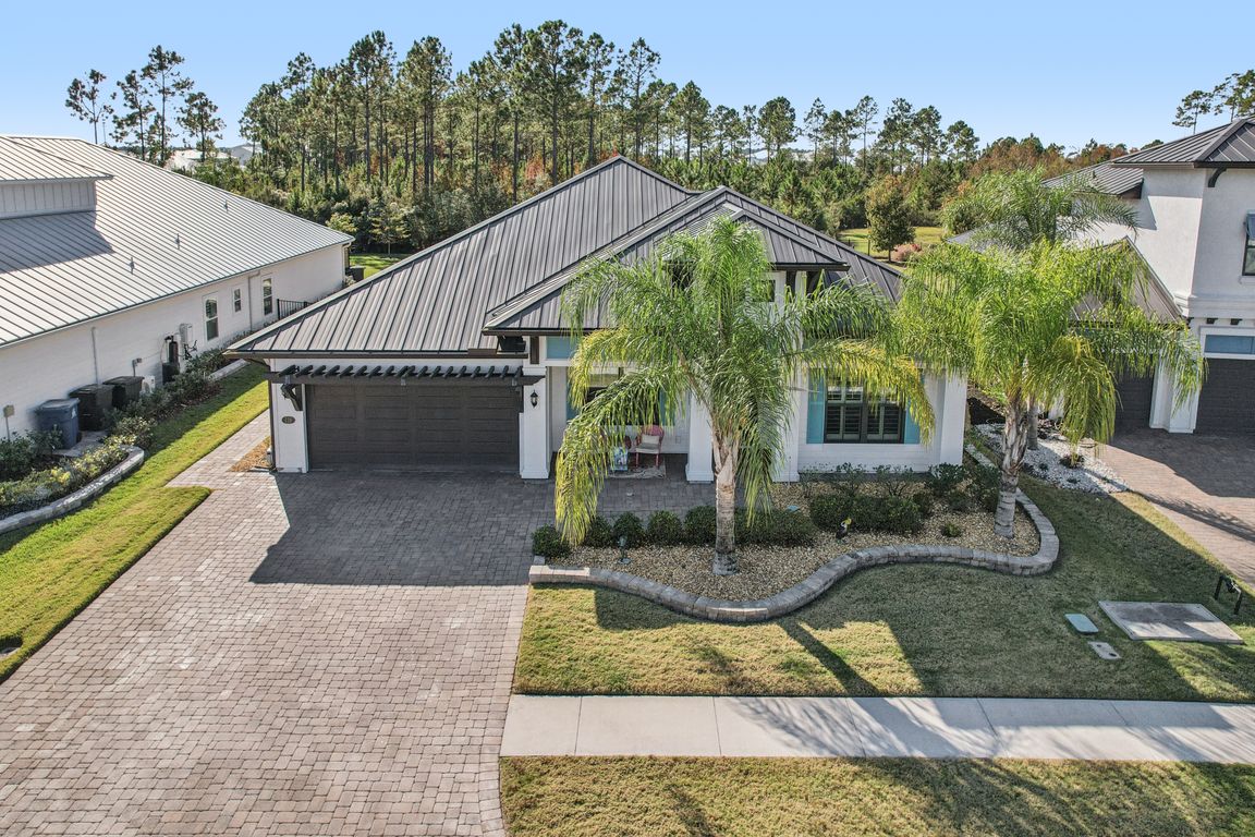 next background image