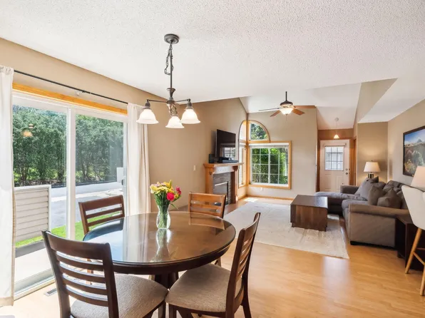 5525 E Fillmore Cir NE, Fridley, MN 55432