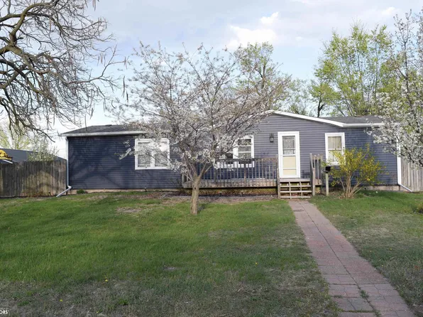 1502 37th St, Fort Madison, IA 52627