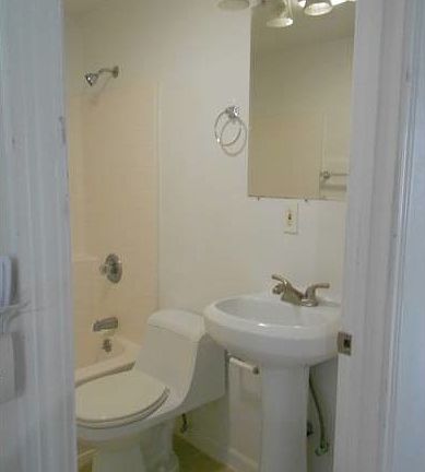 5th image of 6705 Steilacoom Blvd SW
