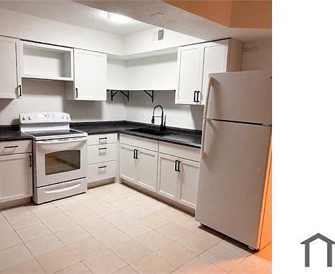 1st image of 4727 Corsaire Ave