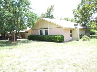 104 Palo Verde Dr, Kerrville, TX 78028