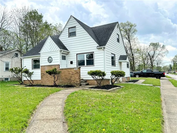 18419 Fairville Ave, Cleveland, OH 44135