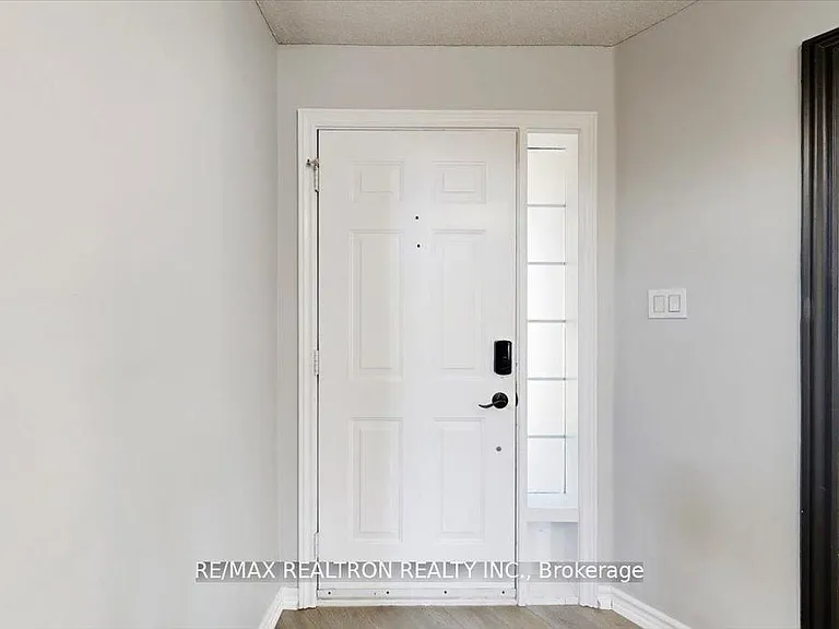 19 Tamarack Trl — Photo 4
